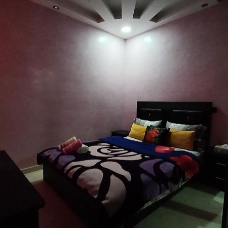 Chambre Prive Private Room Aeroport Mohamed 5 Deroua Exteriér fotografie